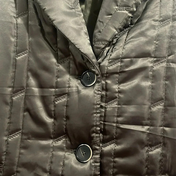 Chico’s Quilted Satin Jacket/Coat silver/green - Picture 5 of 8